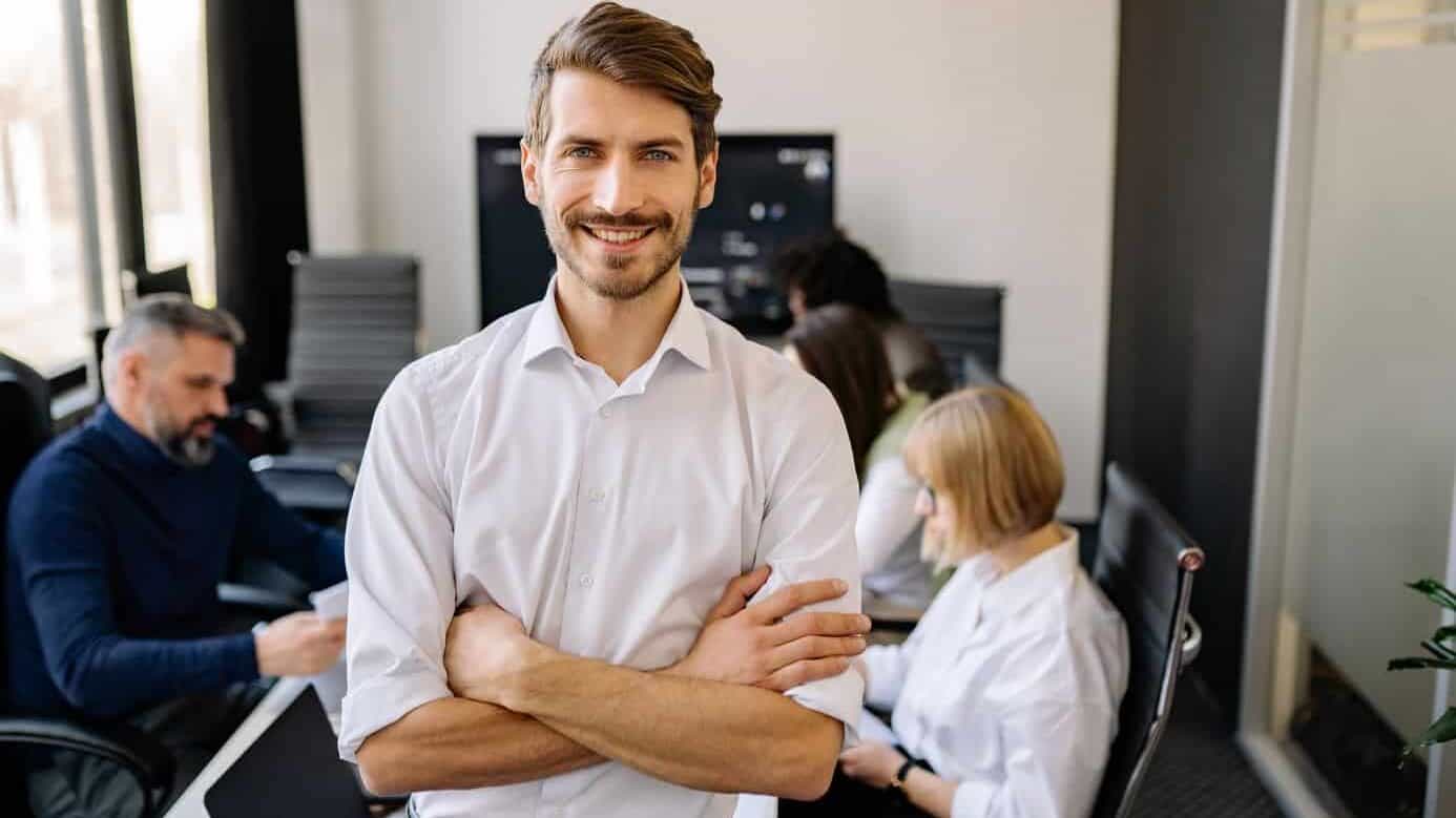 Real-World Tips on How to Effectively Lead a Small Team